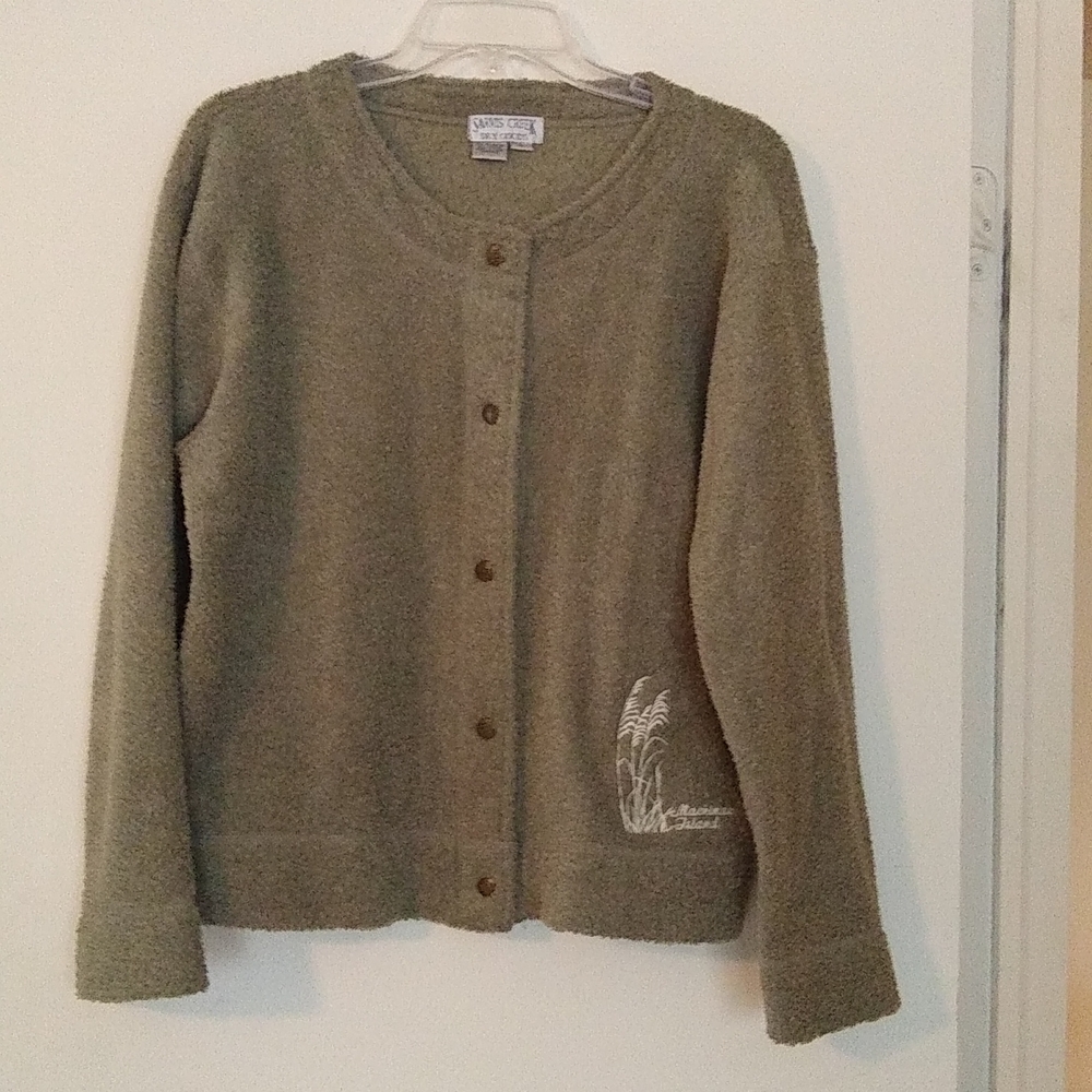 Snap front sweater with Mackinac Island stitching
